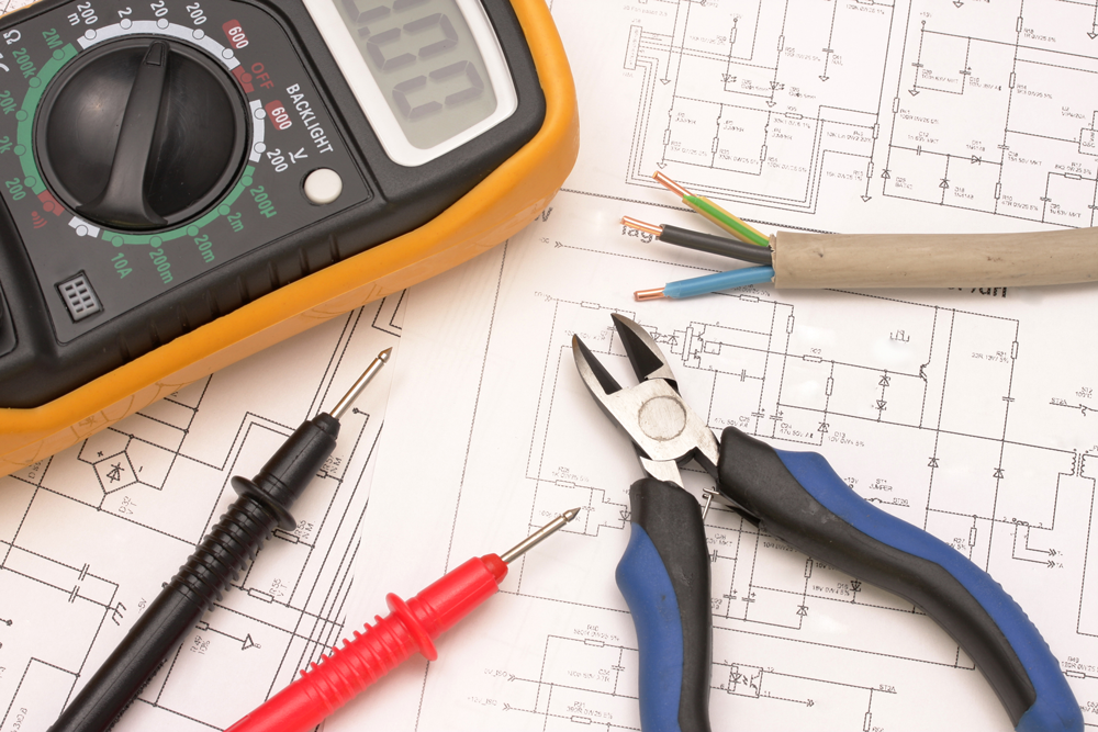 strumenti-elettricista-soluzioni-varotto